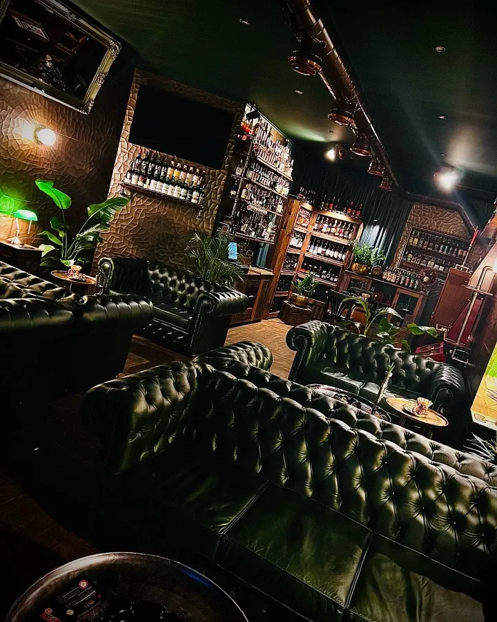 Steps PUB