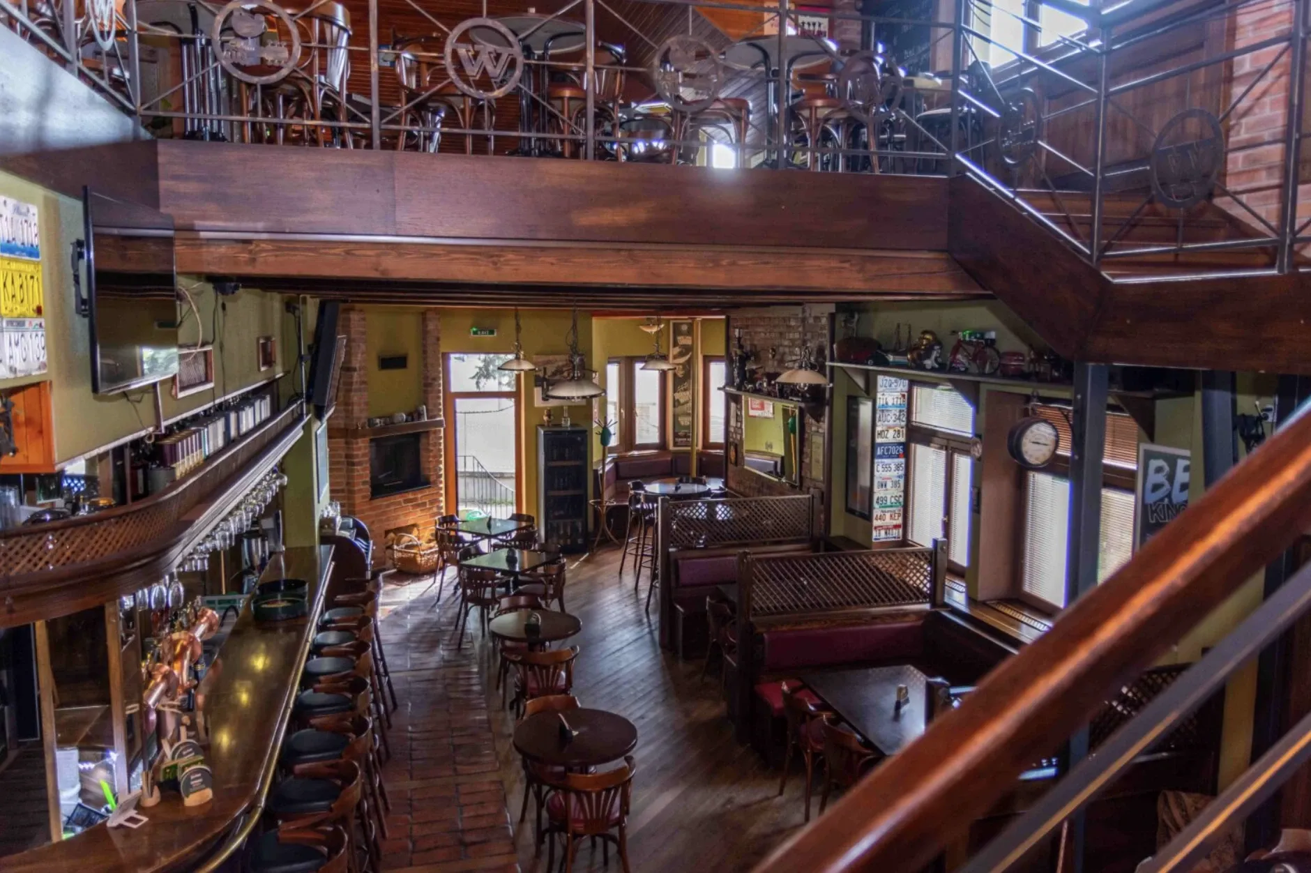 Woodstock Bar&Restaurant