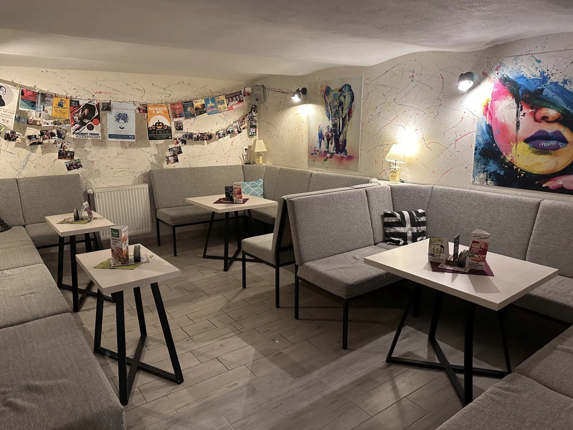 Art Café